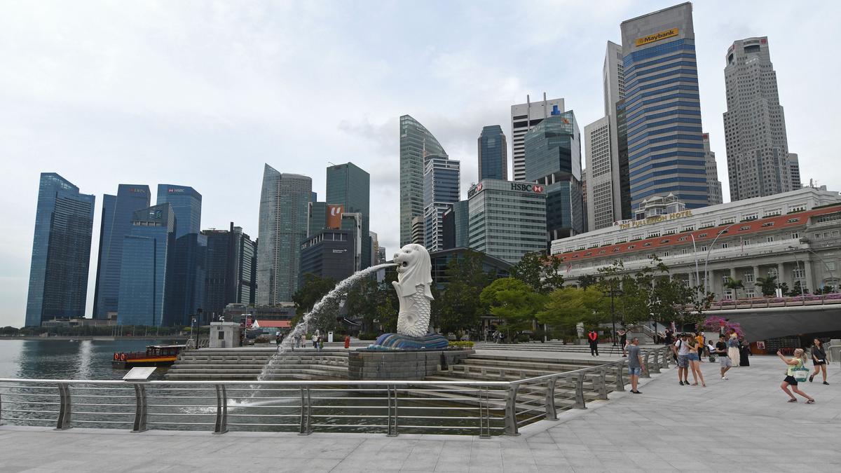Turis Malaysia Lewati Imigrasi Singapura via Jalur Darat Hanya Pindai Kode QR Mulai 19 Maret 2024