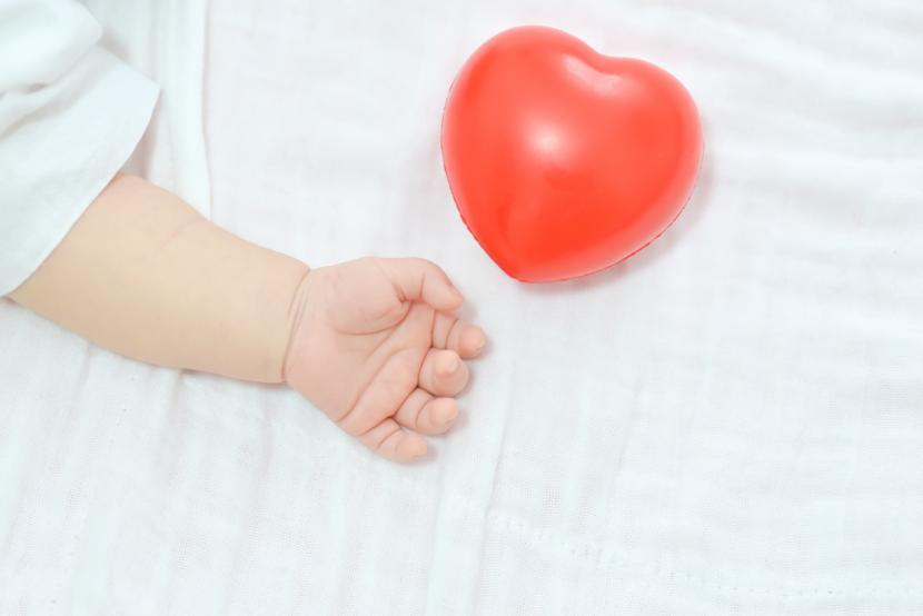 Apa yang Menyebabkan Bayi Lahir dengan Down Syndrome?