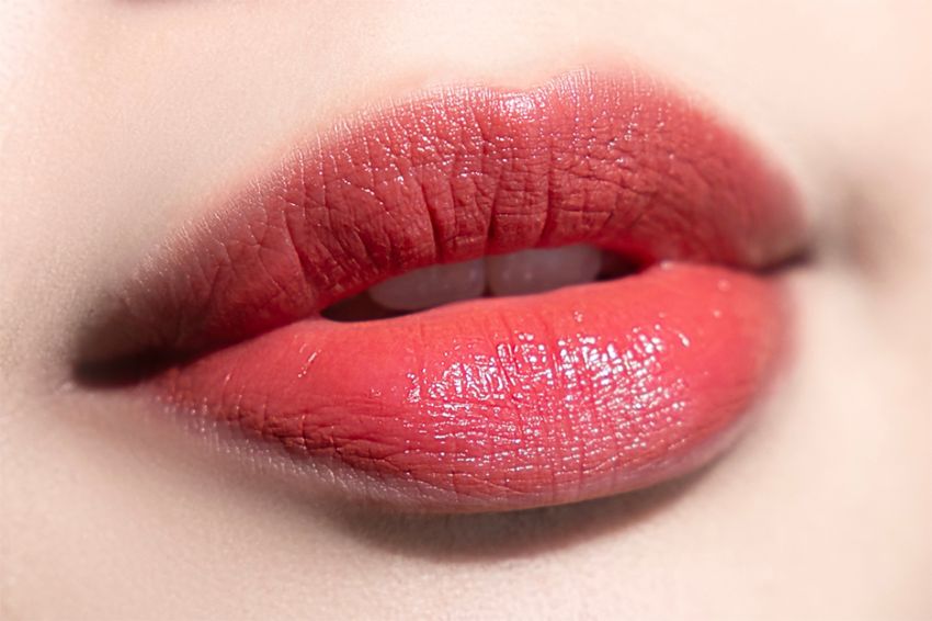 Pentingnya Melembabkan Bibir Sebelum Memakai Lip Makeup