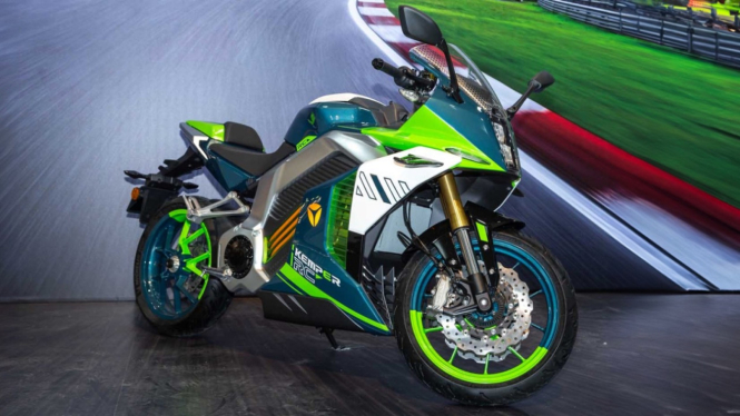 Yadea Hadirkan Motor Listrik Sport Fairing
