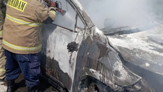 Kata Toyota Soal Mobil Hybrid Innova Zenix Terbakar di PIK